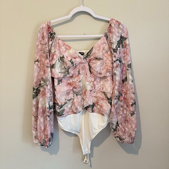 EXPRESS Floral Dot Sweetheart Neckline Thong BODYSUIT Size Medium 1877 - Picture 3 of 7